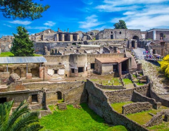 10 Unforgettable Experiences to Have in Italy