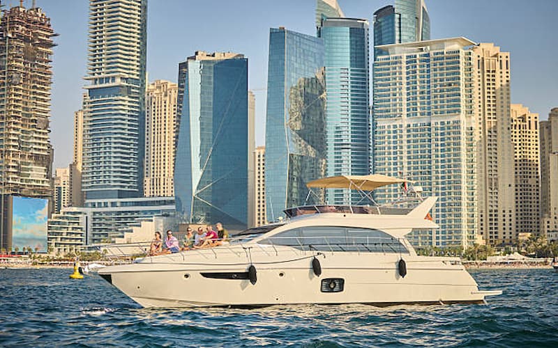 Yacht and Cruise Experiences in Dubai